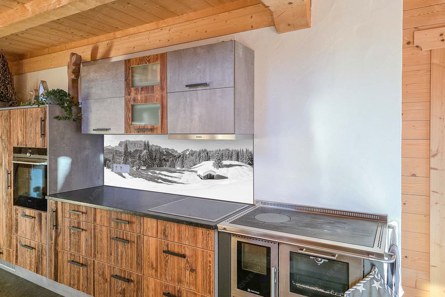 - Küchenzeile - mehr Infos bei www.Kriner-Weiermann.de