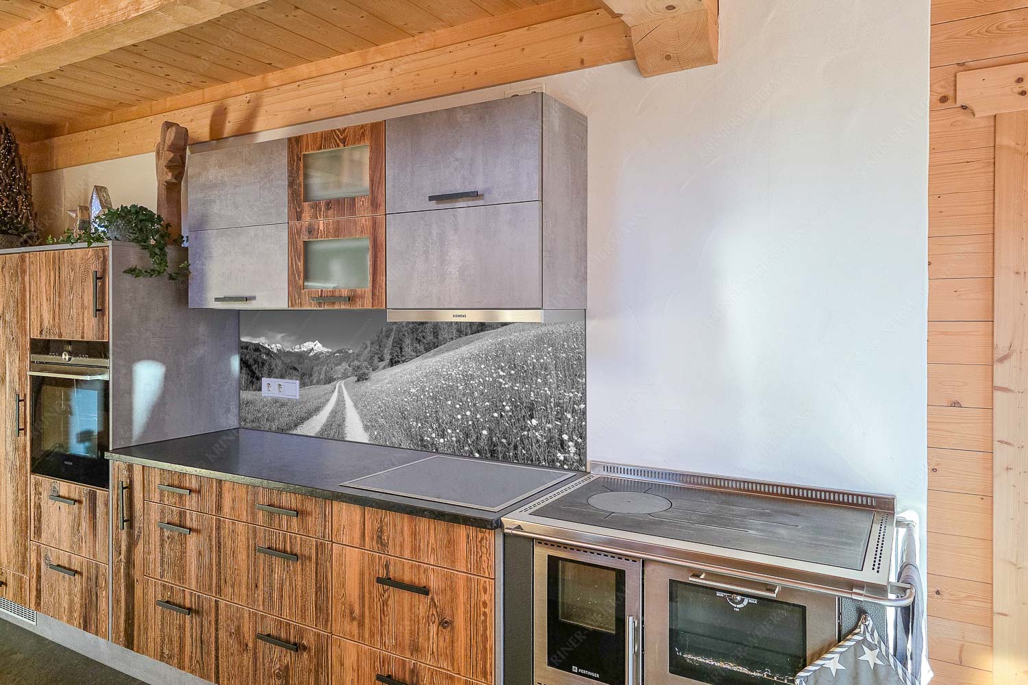 - Küchenzeile - mehr Infos bei www.Kriner-Weiermann.de