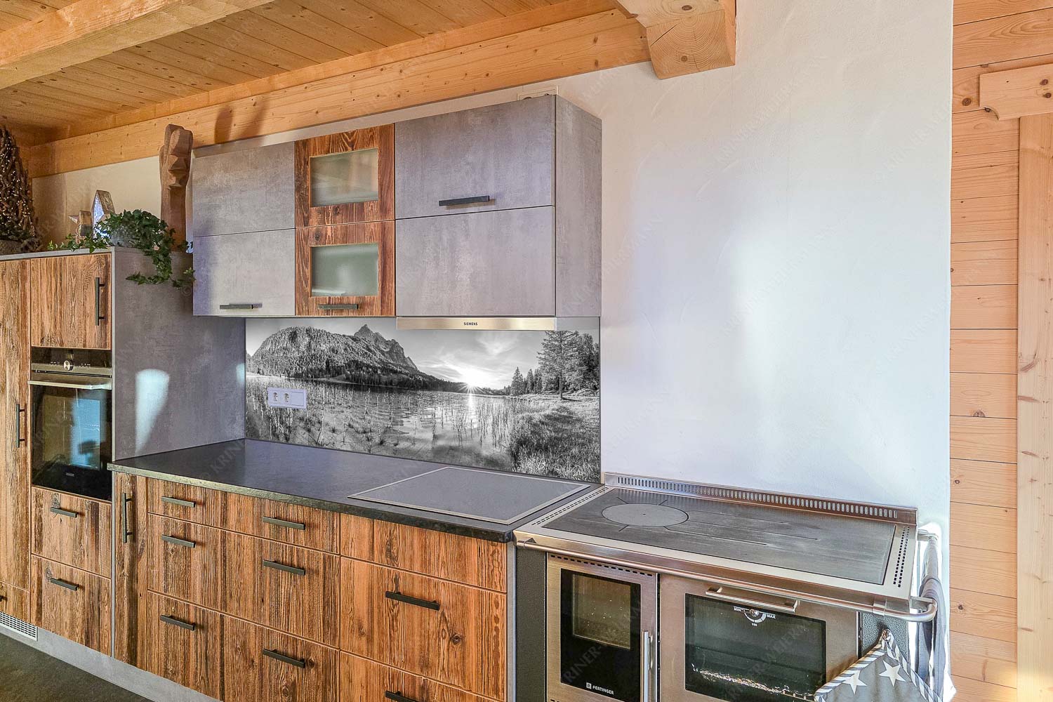 - Küchenzeile - mehr Infos bei www.Kriner-Weiermann.de