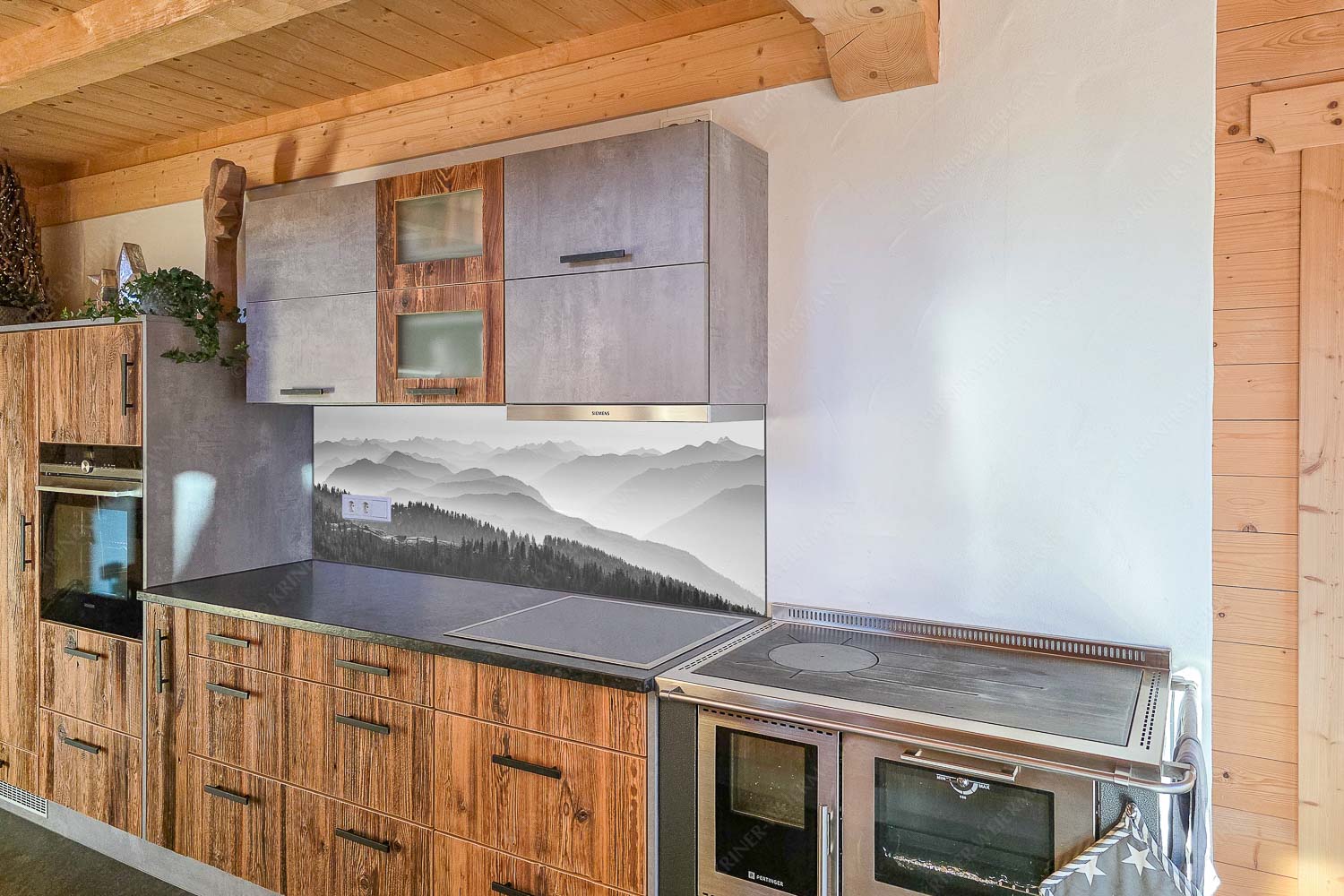 - Küchenzeile - mehr Infos bei www.Kriner-Weiermann.de