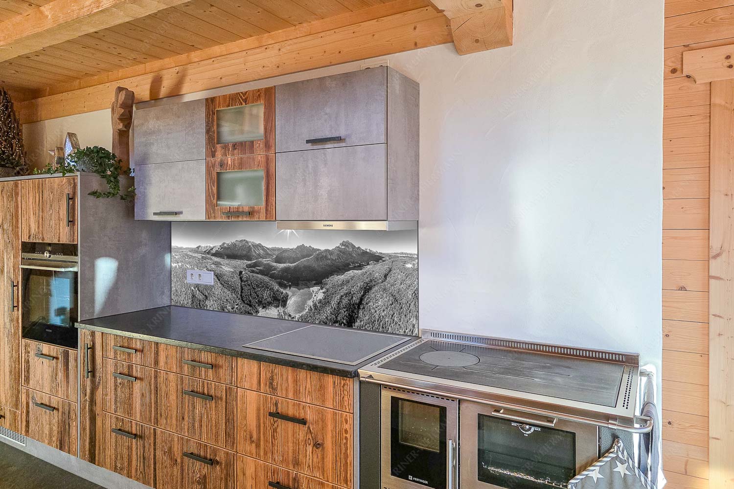 - Küchenzeile - mehr Infos bei www.Kriner-Weiermann.de