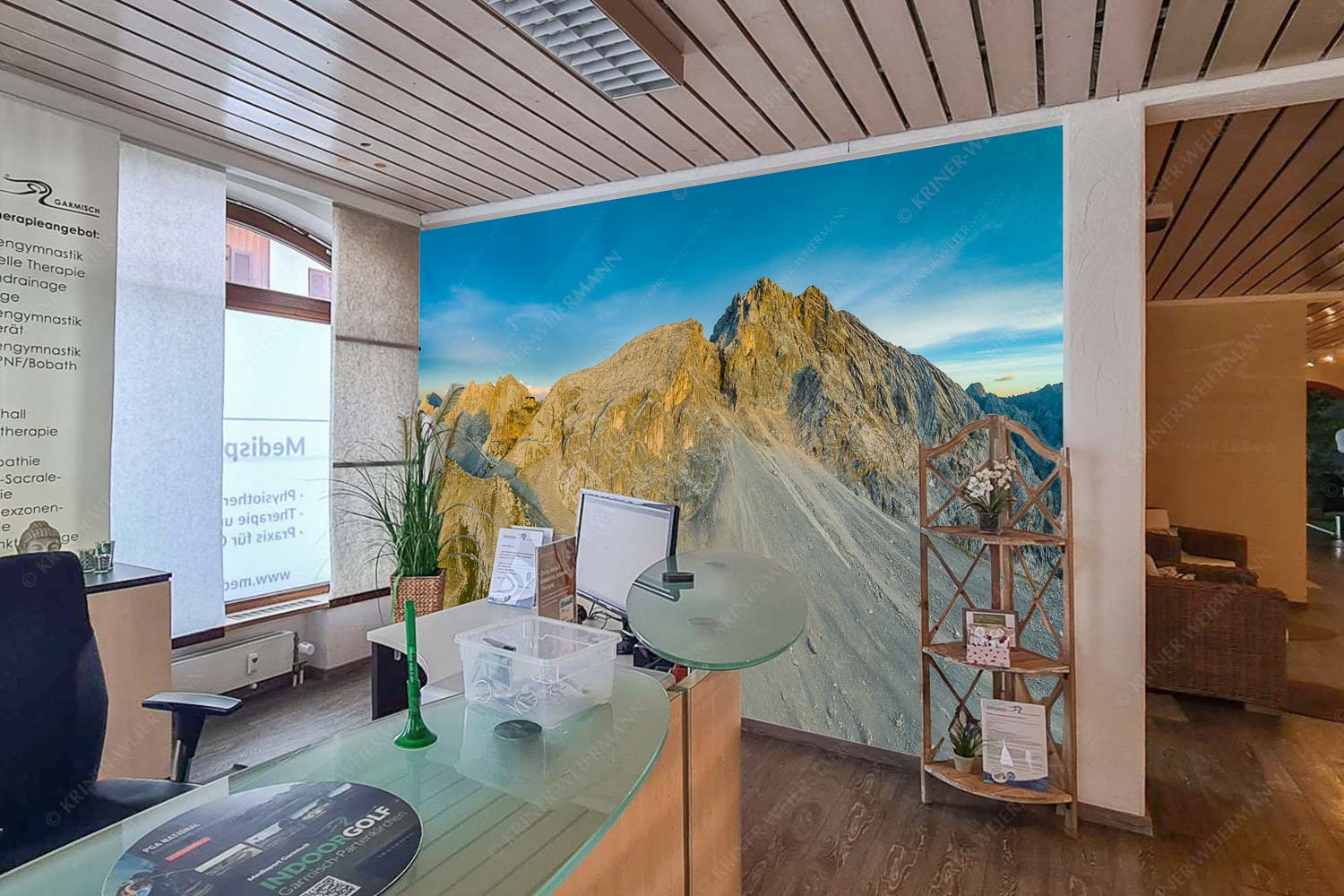Meilerhütte und Partenkirchner Dreitorspitze im letzten Tageslicht im Wettersteingebirge - Rezeption=1 (2) Trutzburg-Meilerhütte im Wetterstein 3:2 - mehr Infos bei www.Kriner-Weiermann.de