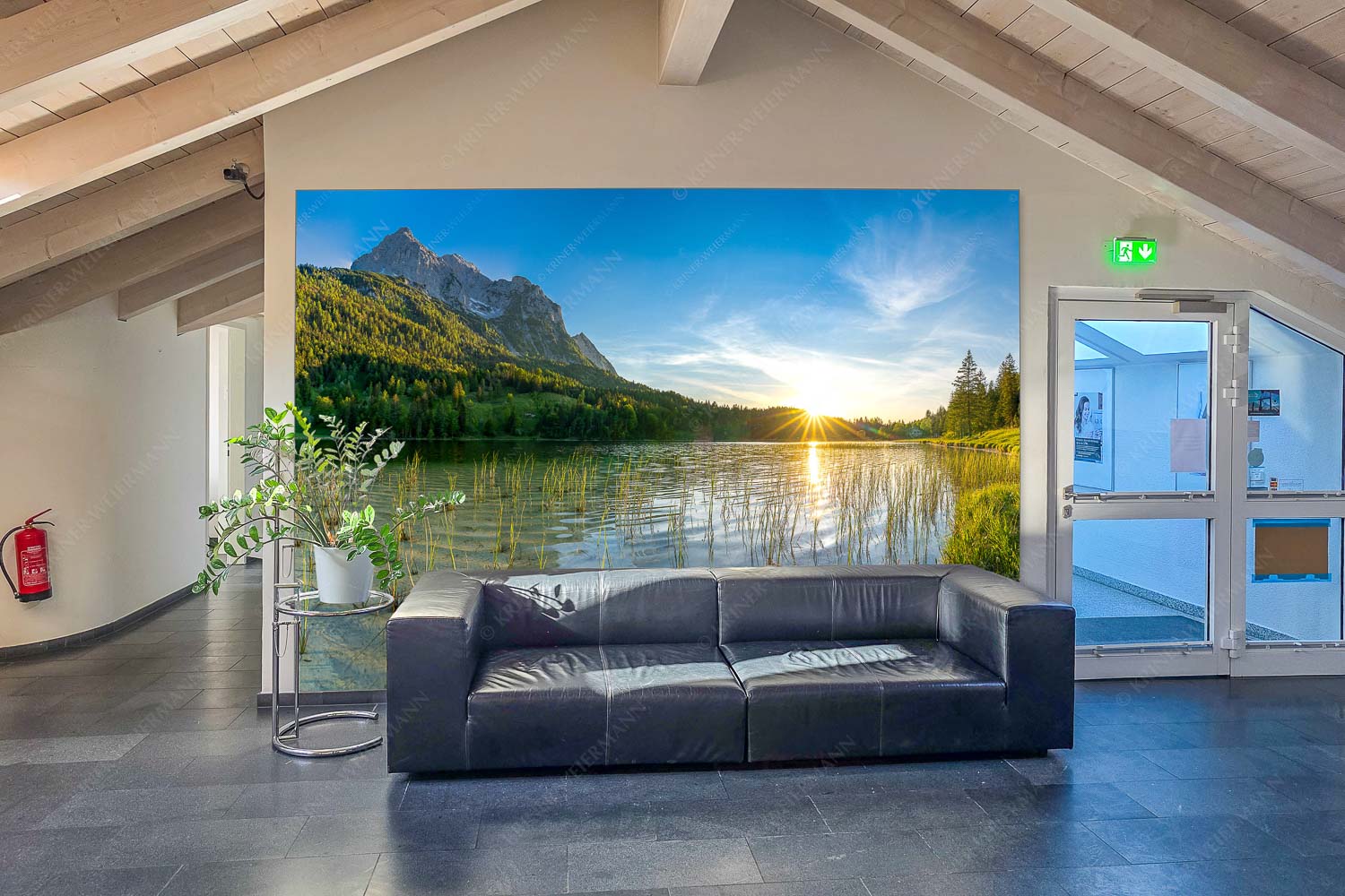 Blick über den Ferchensee zur Unteren Wettersteinspitze bei Sonnenuntergang - Eingang Ferchenseeabend-Ferchensee Wetterstein Sonnenuntergang 3:2 - mehr Infos bei www.Kriner-Weiermann.de