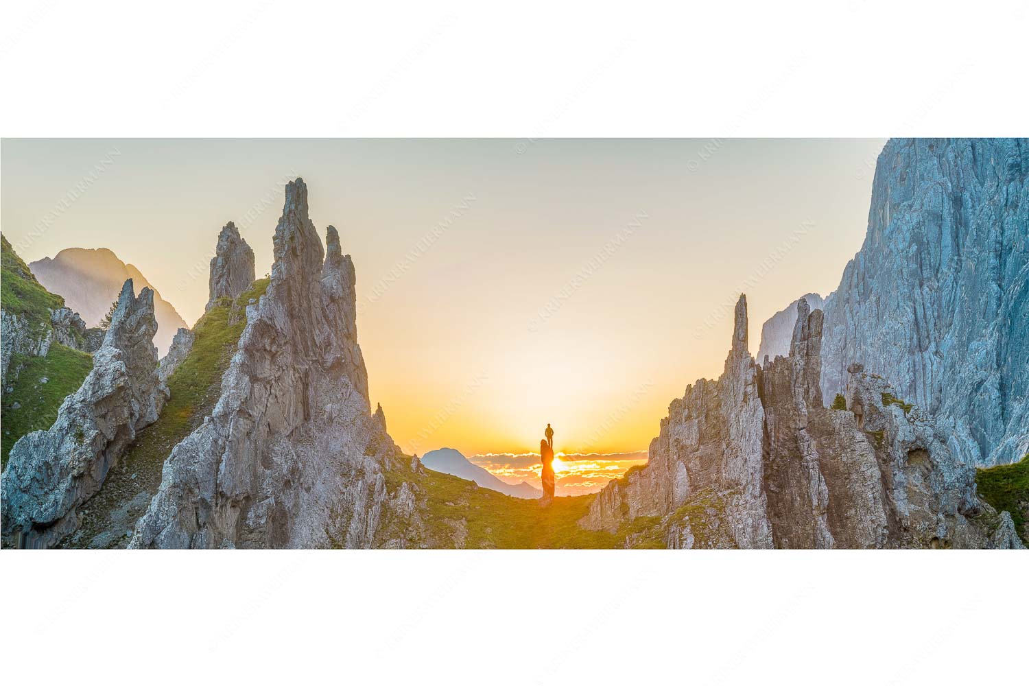 Sonnenaufgang im Halleranger im Karwendelgebirge - Auf der Spitz_25zu1 - mehr Infos bei www.Kriner-Weiermann.de