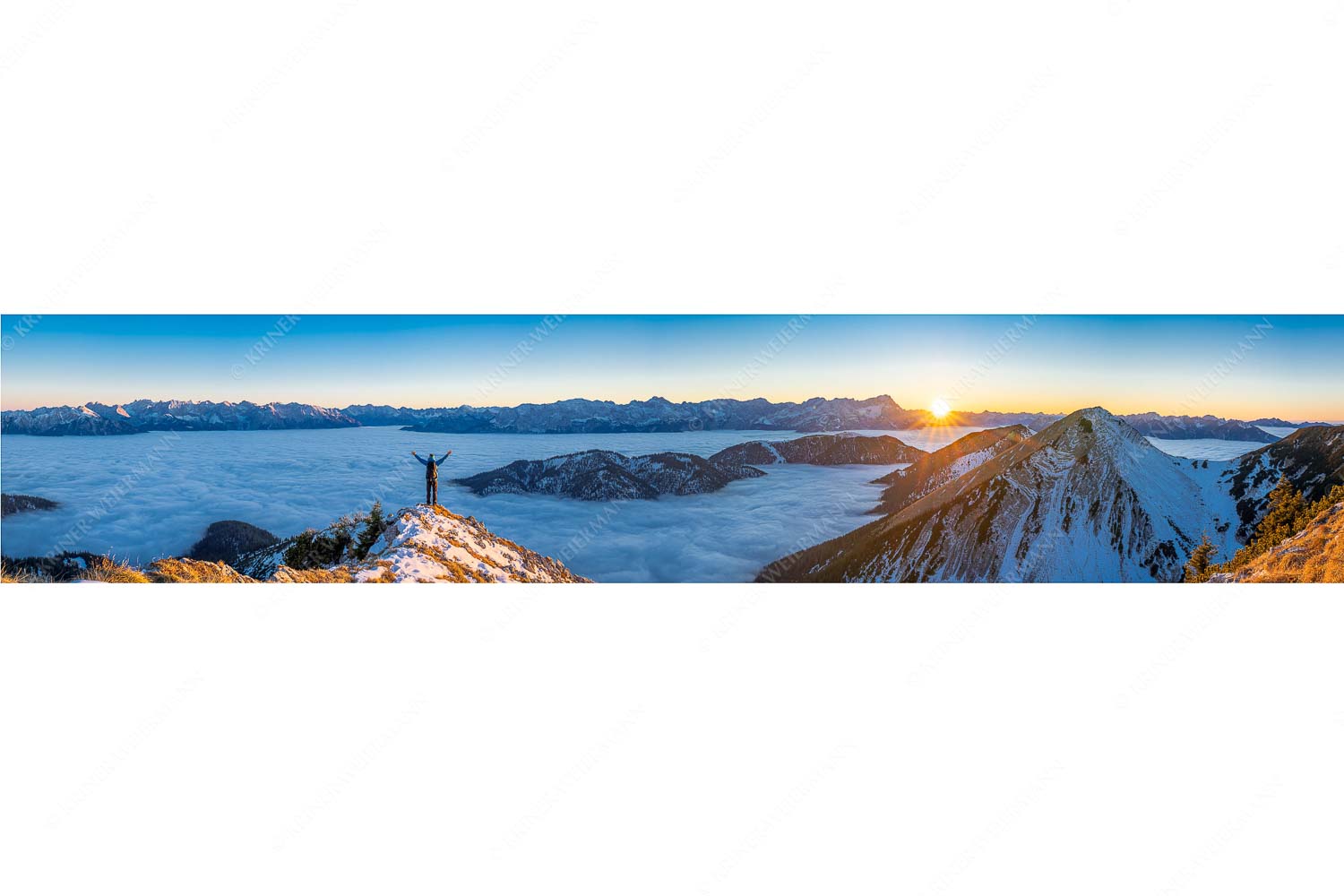 Blick aus dem Estergebirge über Nebelmeer zum Sonnenuntergang an der Zugspitze - Freude_5zu1 - mehr Infos bei www.Kriner-Weiermann.de