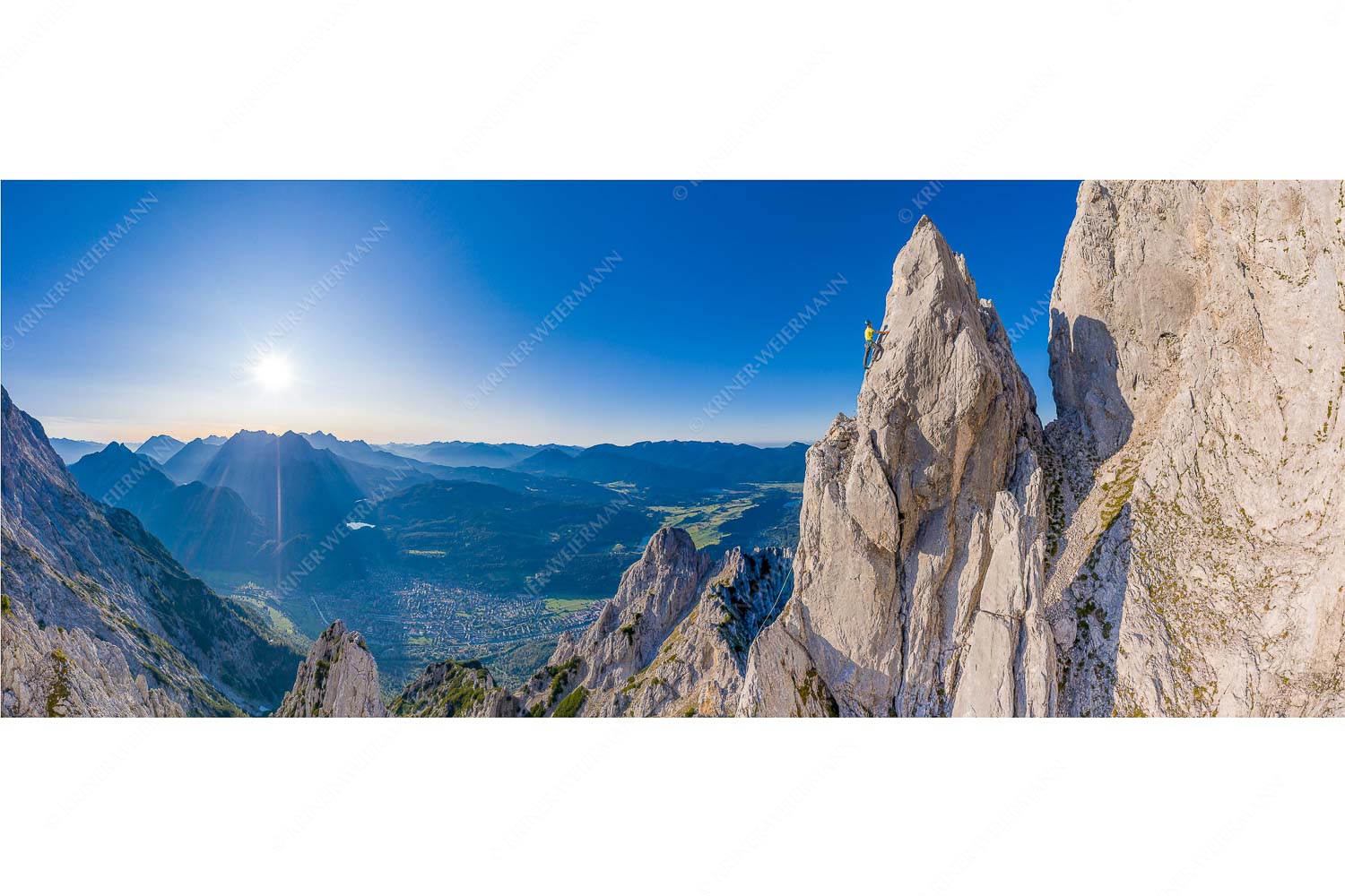 Klettern im Karwendel hoch über dem Oberen Isartal und Mittenwald - Steiler Zahn_25zu1 - mehr Infos bei www.Kriner-Weiermann.de