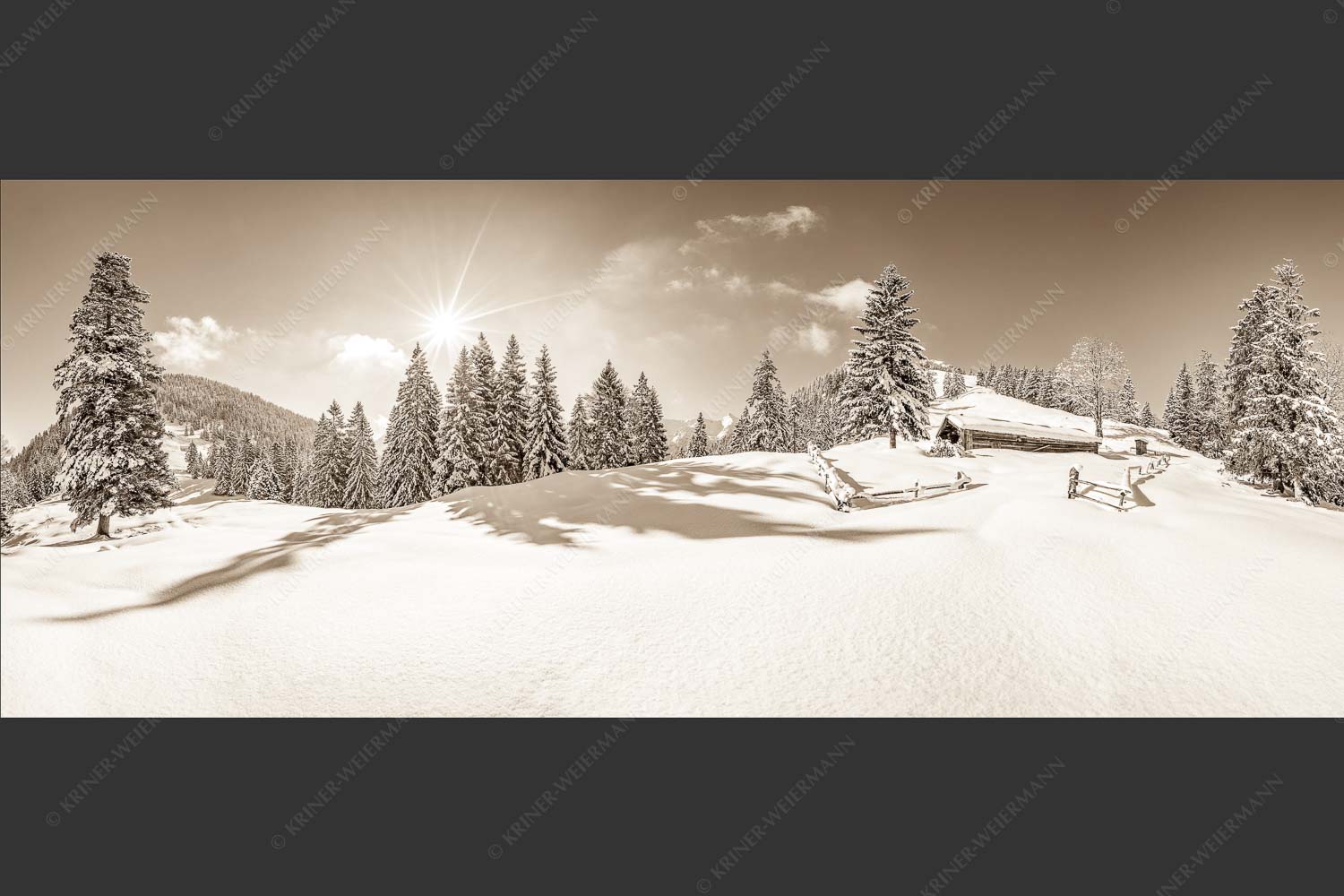 Verschneite Grasbergalm im Soierngebirge mit Krapfenkarspitze - Winterruhe 2,5:1 sepia -- Alm Soierngebirge Schneelandschaft - mehr Infos bei www.Kriner-Weiermann.de