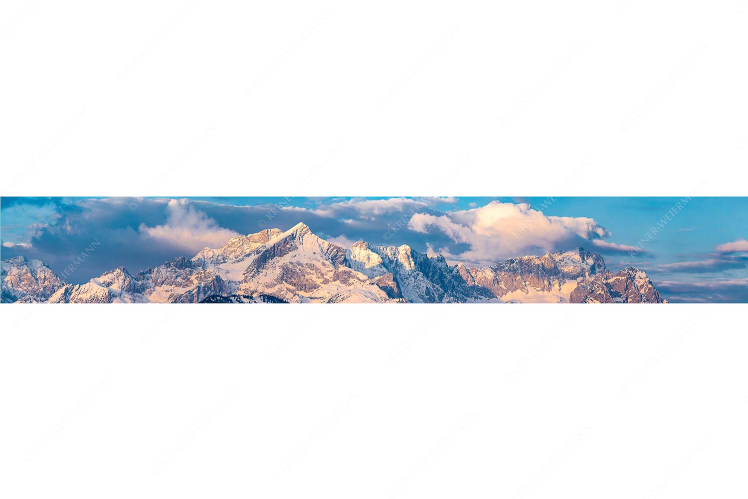 Blick auf Zugspitzmassiv mit Alpspitze, Zugspitze und Waxenstein - Klassikerkette_7zu1 - mehr Infos bei www.Kriner-Weiermann.de