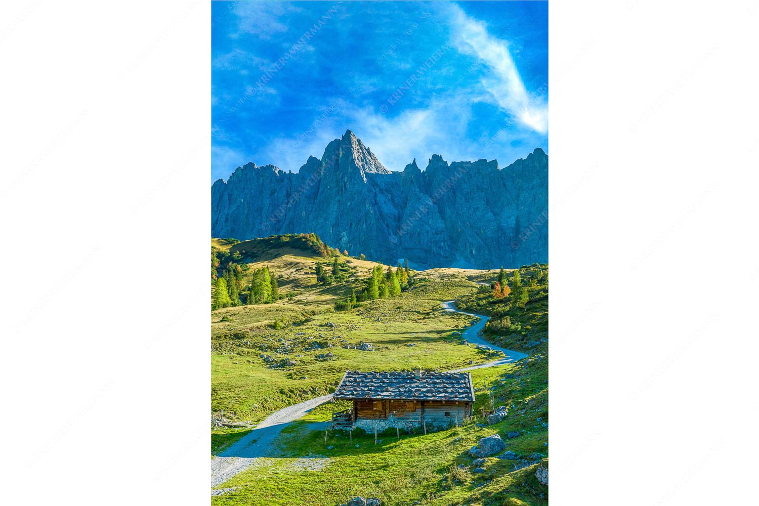 Blick über die Ladizalm zur Lalidererspitze im Karwendelgebirge - Malerisches Karwendel_2zu3 - mehr Infos bei www.Kriner-Weiermann.de