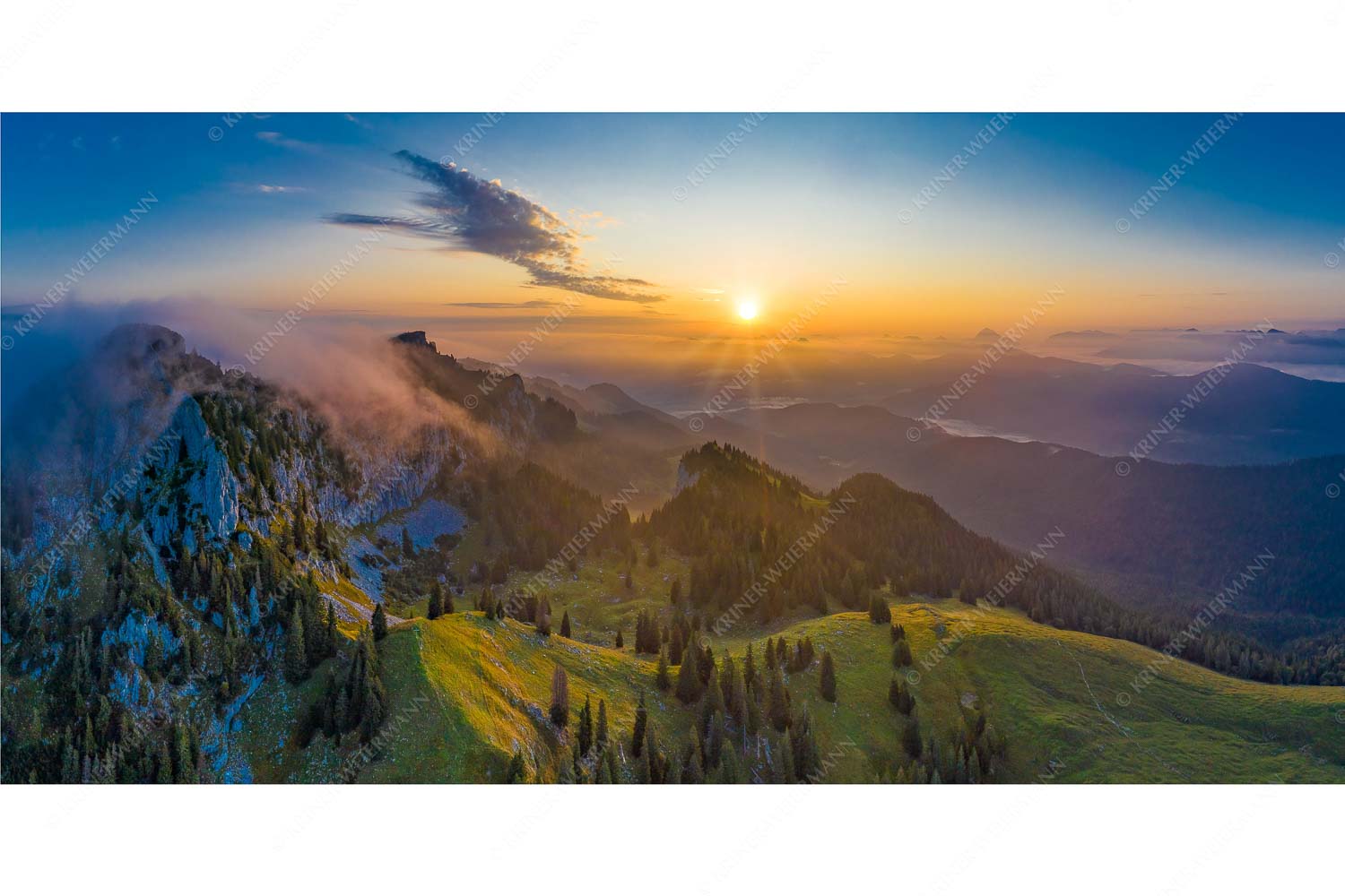 Sonnenaufgang an der Benediktenwand - Ruhiger Morgen_2zu1 - mehr Infos bei www.Kriner-Weiermann.de